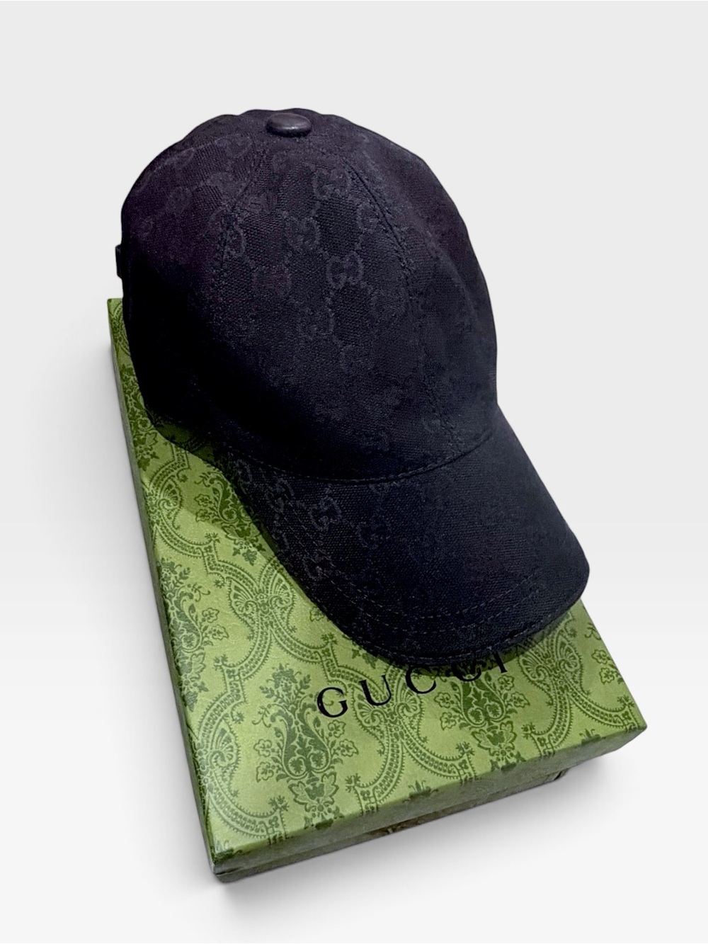 Gucci Black GG Logo Baseball Cap w box